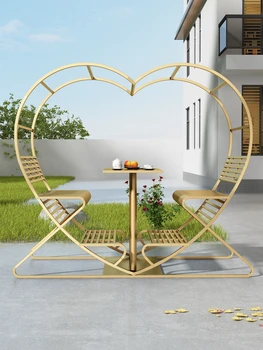 Venkovní Láska Houpačka Židle Nádvoří Dekorace Krajinné Oblasti Homestay Dekorace Restaurace ve tvaru Srdce Stoly a Židle