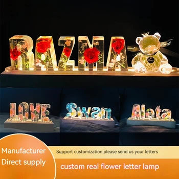 Vlastní Skutečné Květiny Zobrazení Pro vaše Sestra, Přátelé Vlastní 26 Písmen s Kreativní USB Malé Noční Světlo Základna Speical Dárky